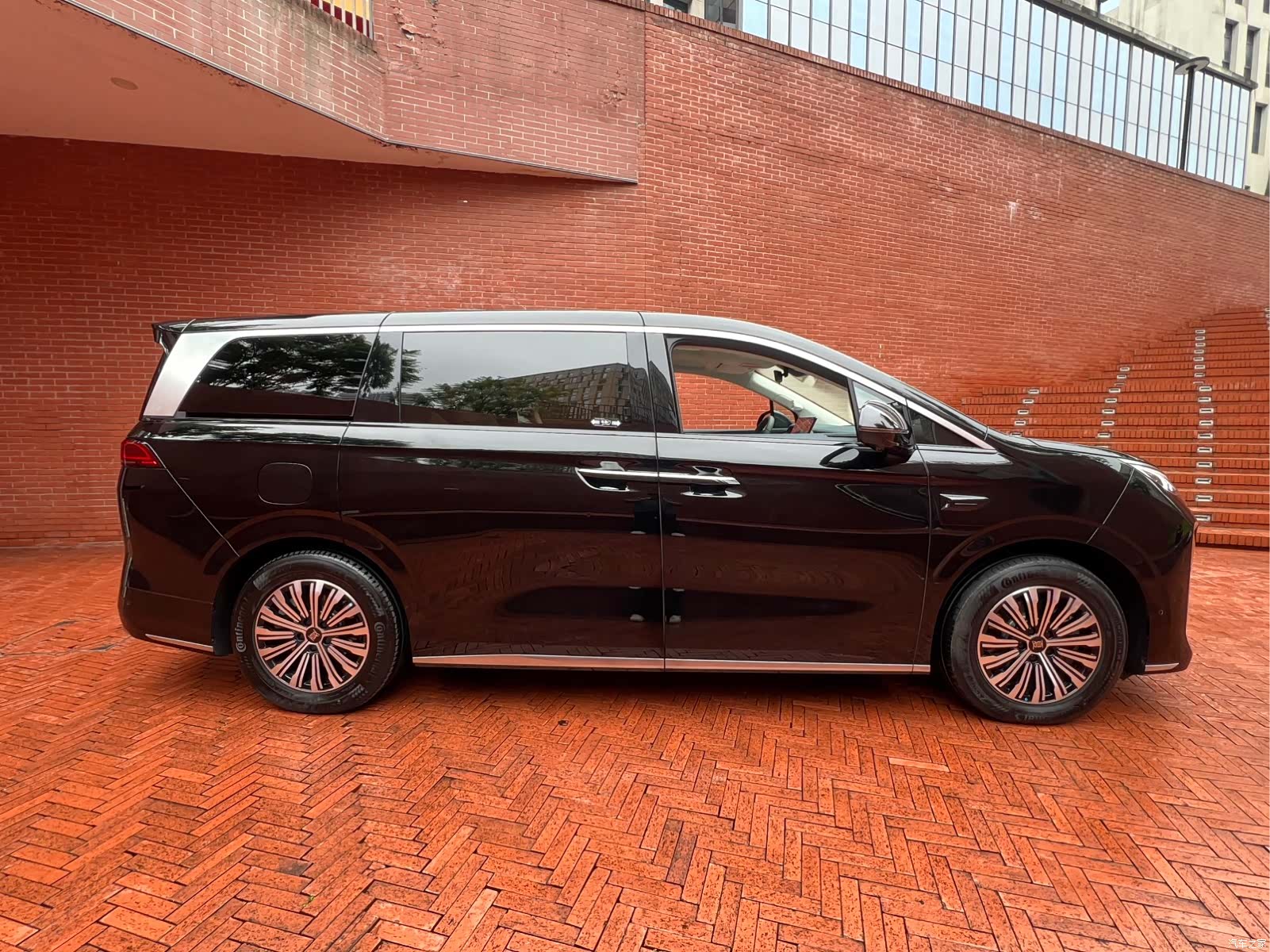 BYD Xia, 2025 4