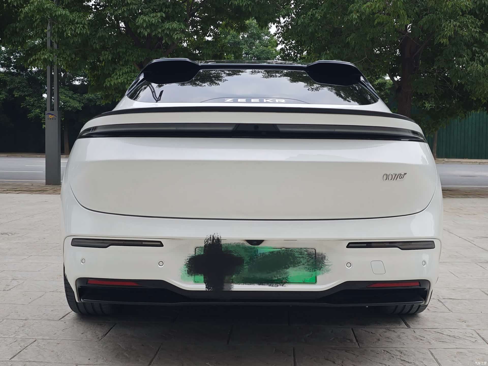 Zeekr 007, 2025 8