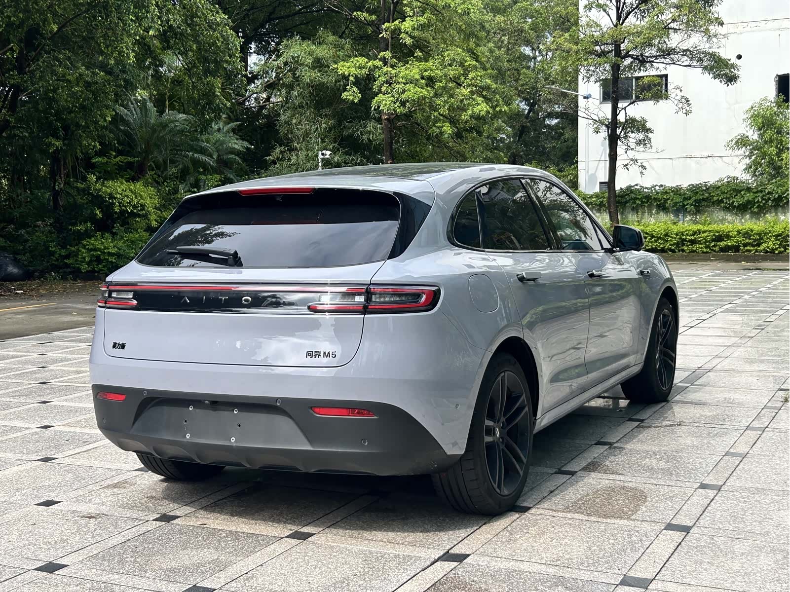 AITO M5, 2024 4
