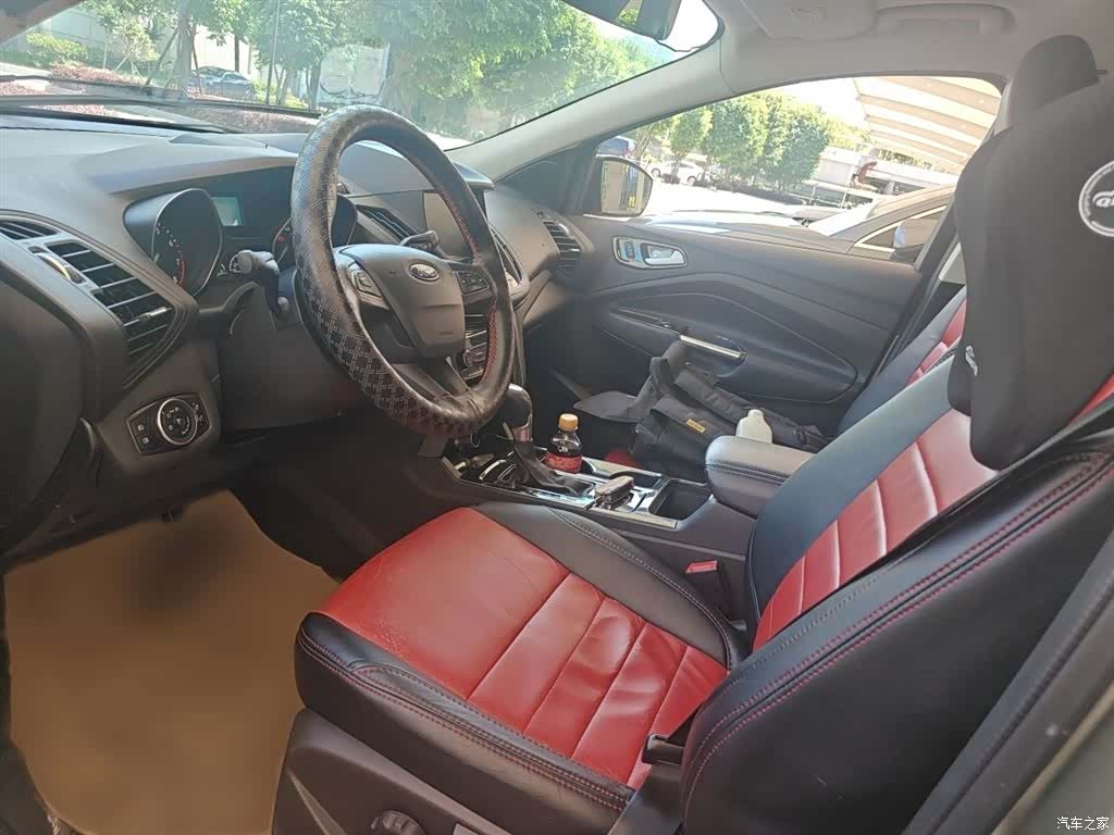 Ford Kuga, 2017 8