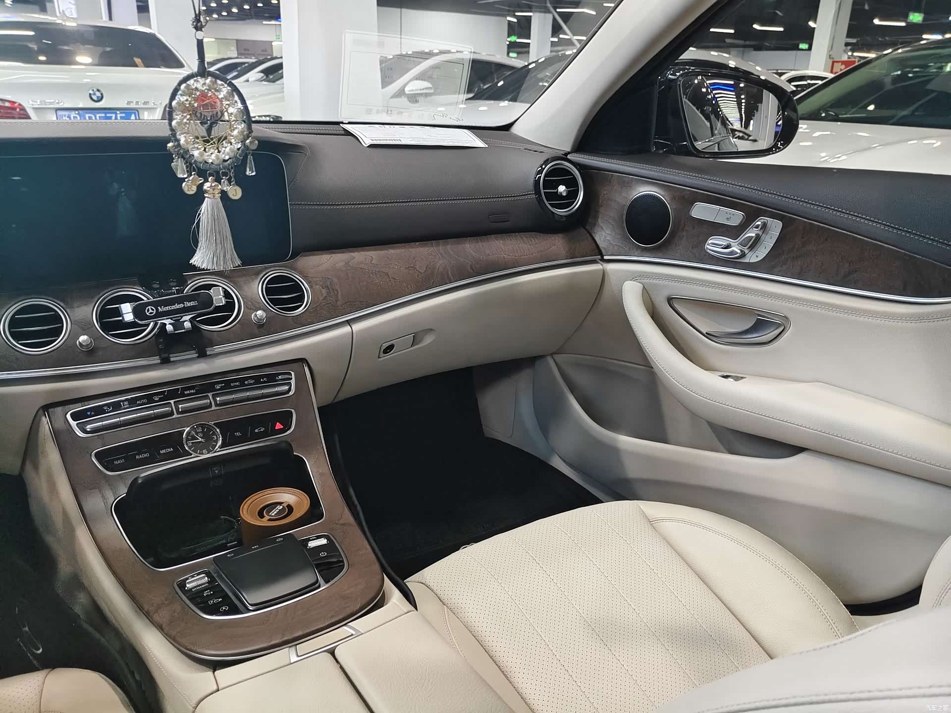 Mercedes-Benz E-Class, 2019 13
