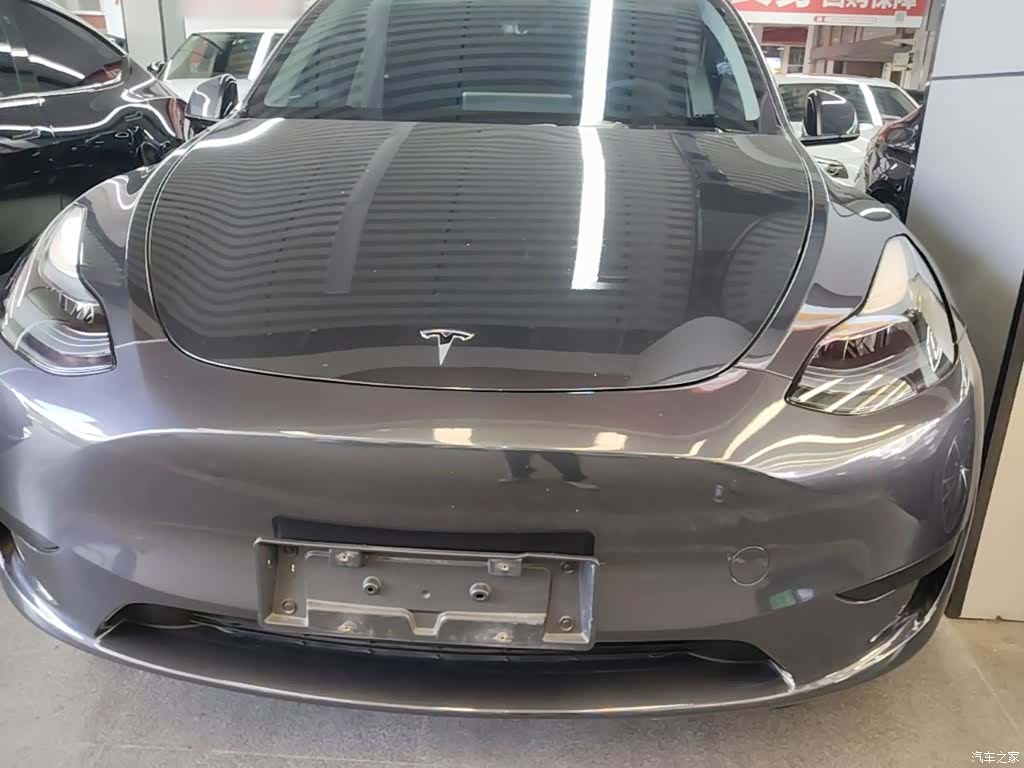 Tesla Model Y, 2024 3