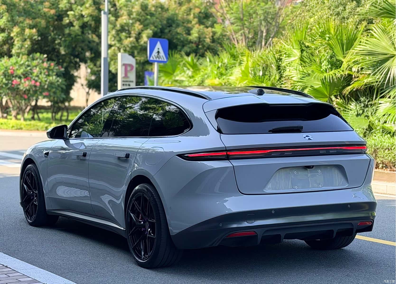 NIO ET5, 2024 16