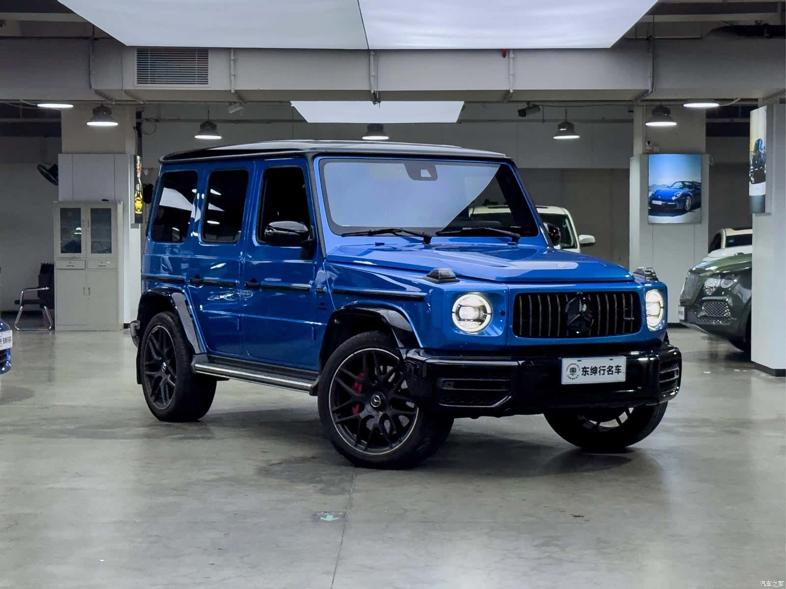 Mercedes-Benz G-Class, 2022 3