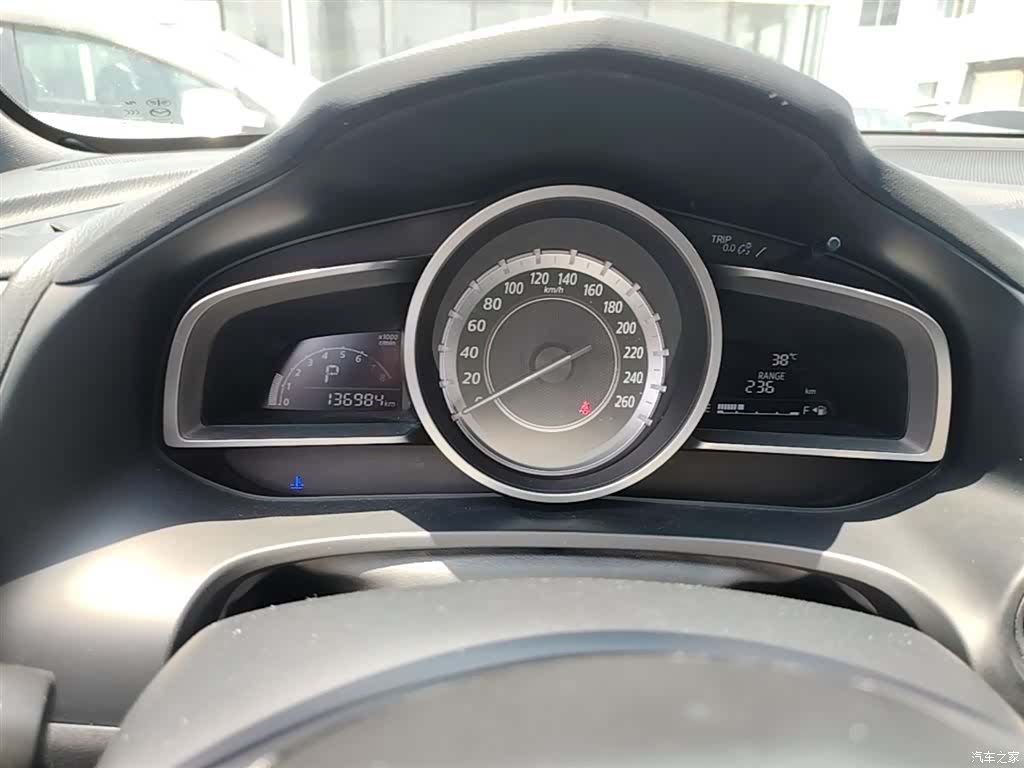 Mazda CX-4, 2017 8