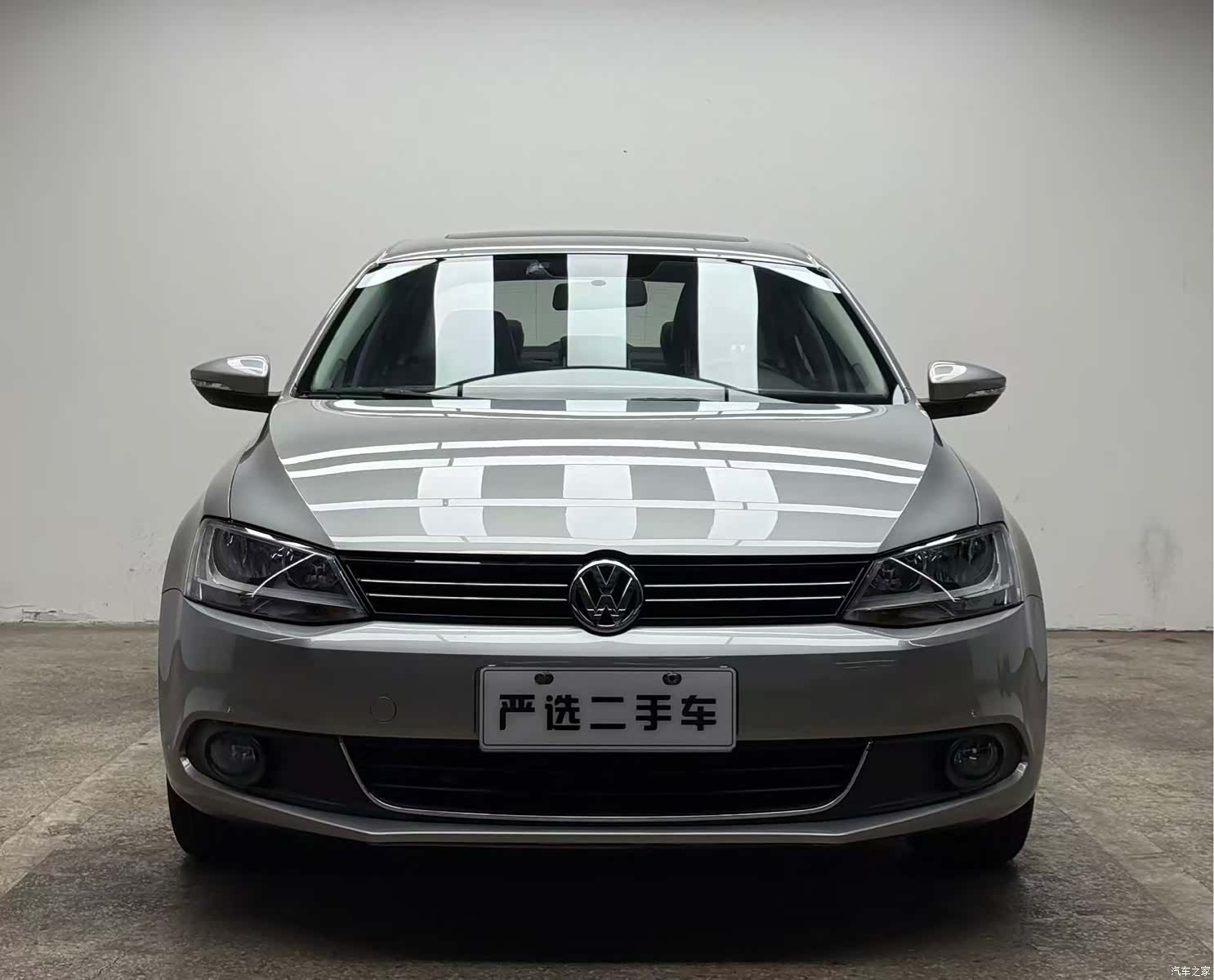 Volkswagen Sagitar, 2014 3