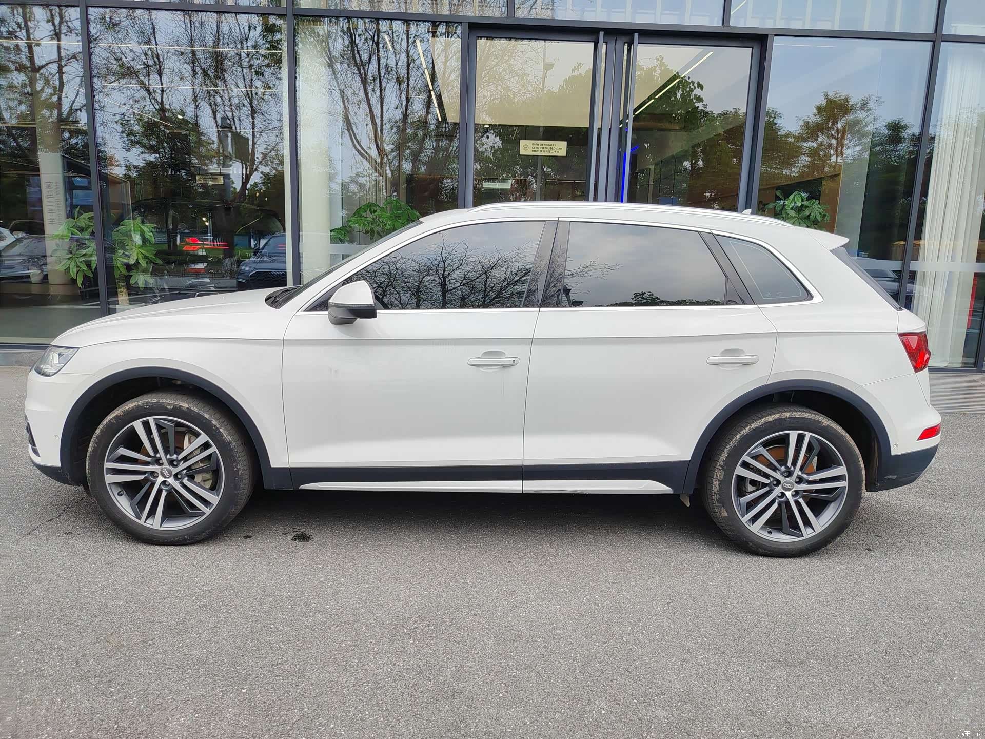 Audi Q5L, 2020 3