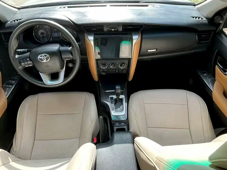 Toyota Fortuner Toyota Fortuner