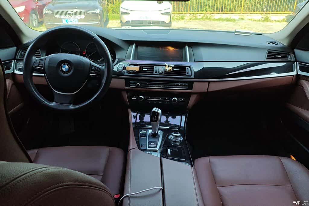 BMW 5 Series, 2017 12