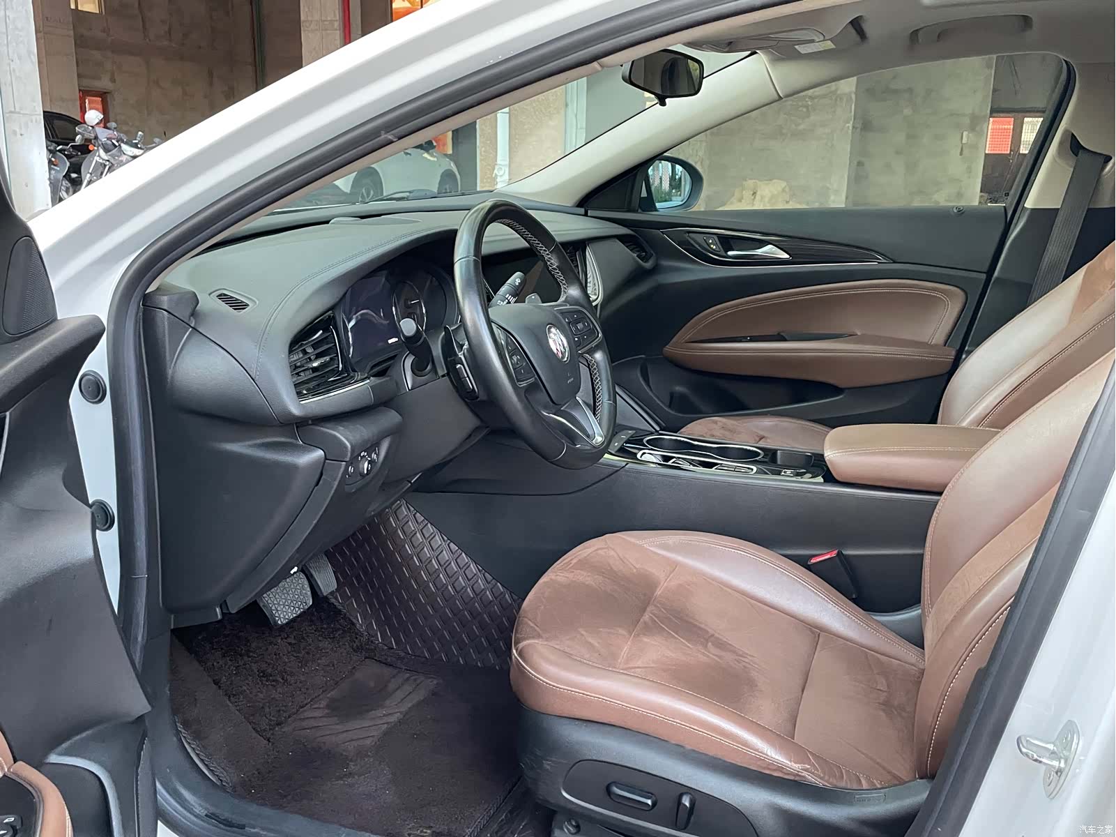 Buick Regal, 2020 4