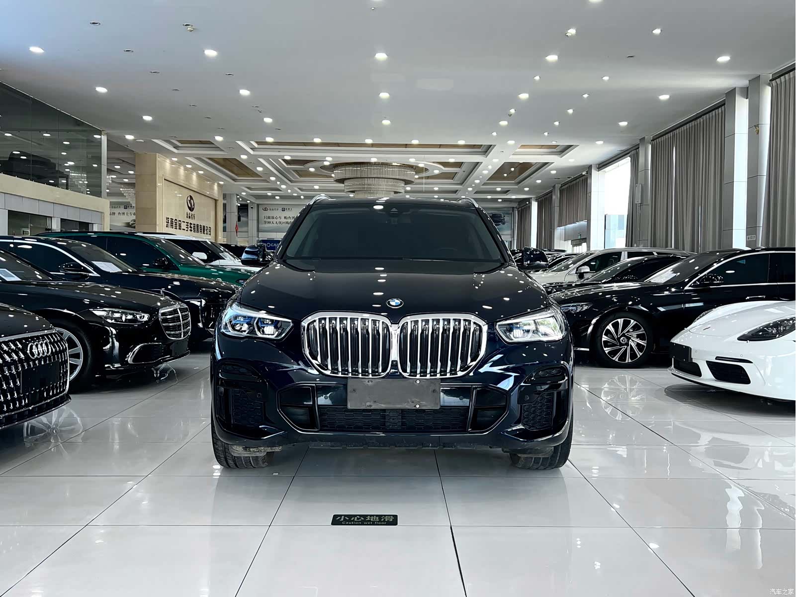 BMW X5, 2022 3