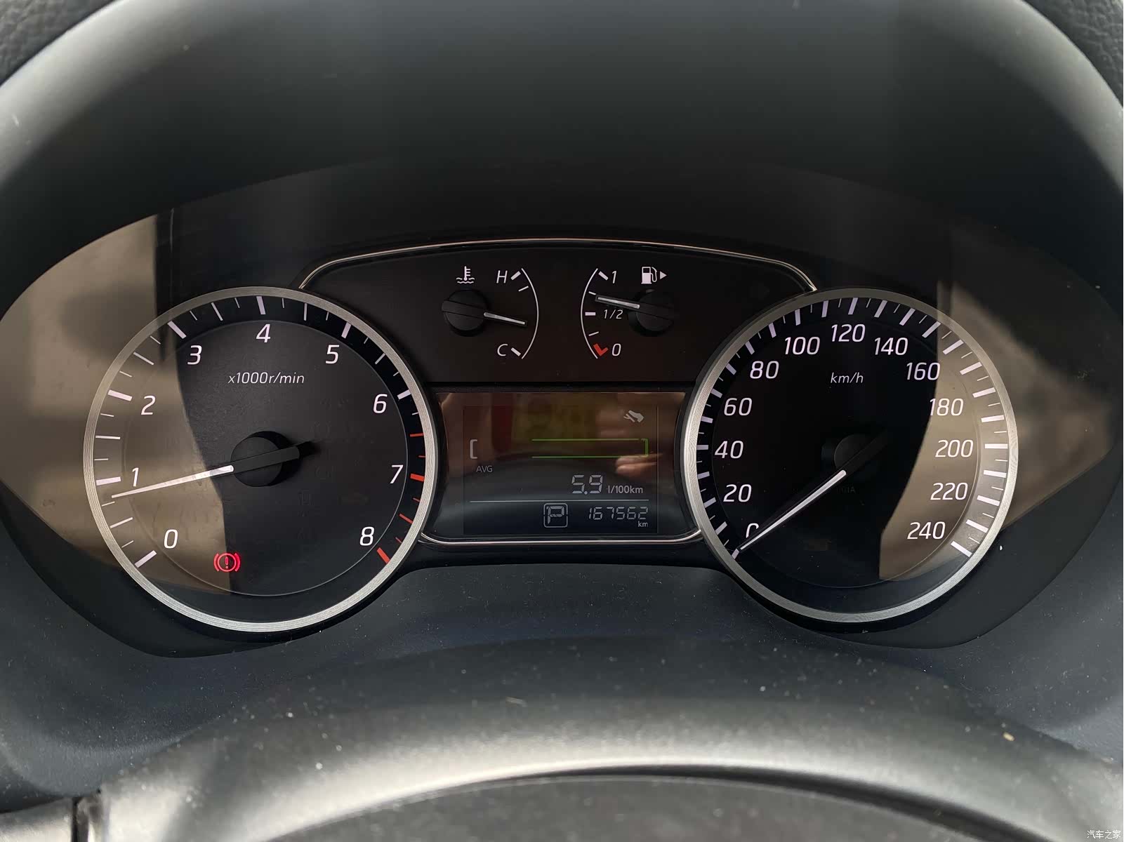 Nissan Sylphy, 2017 7