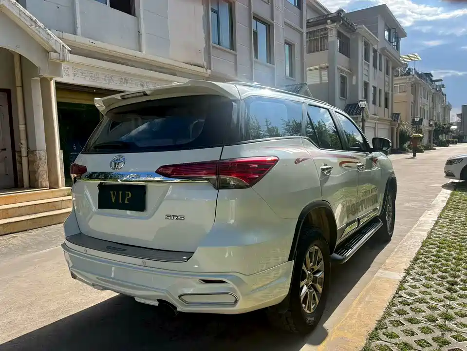 Toyota Fortuner Toyota Fortuner