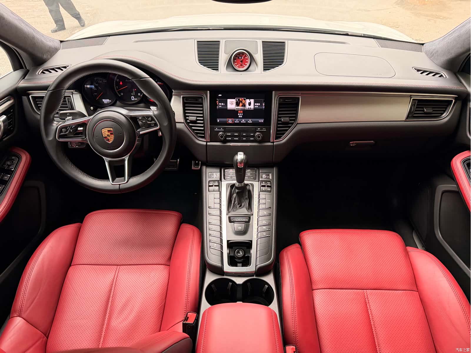 Porsche Macan, 2016 12
