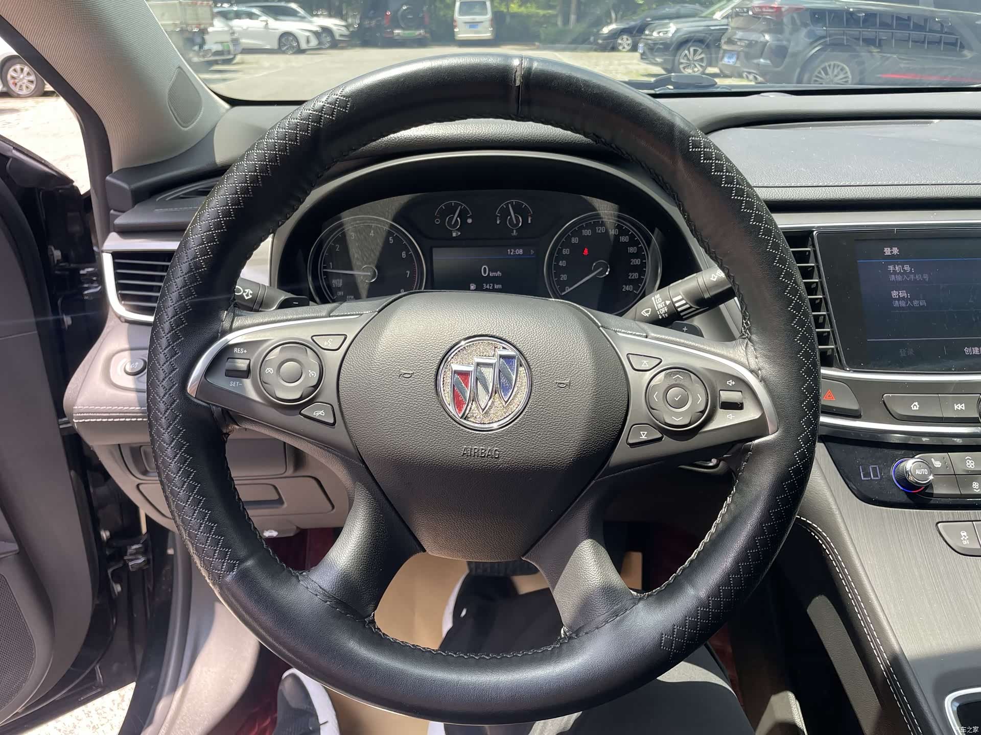 Buick LaCrosse, 2022 13