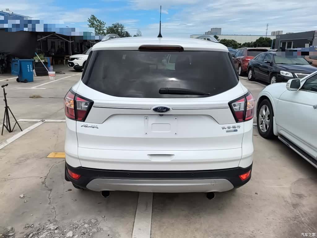 Ford Kuga, 2017 6