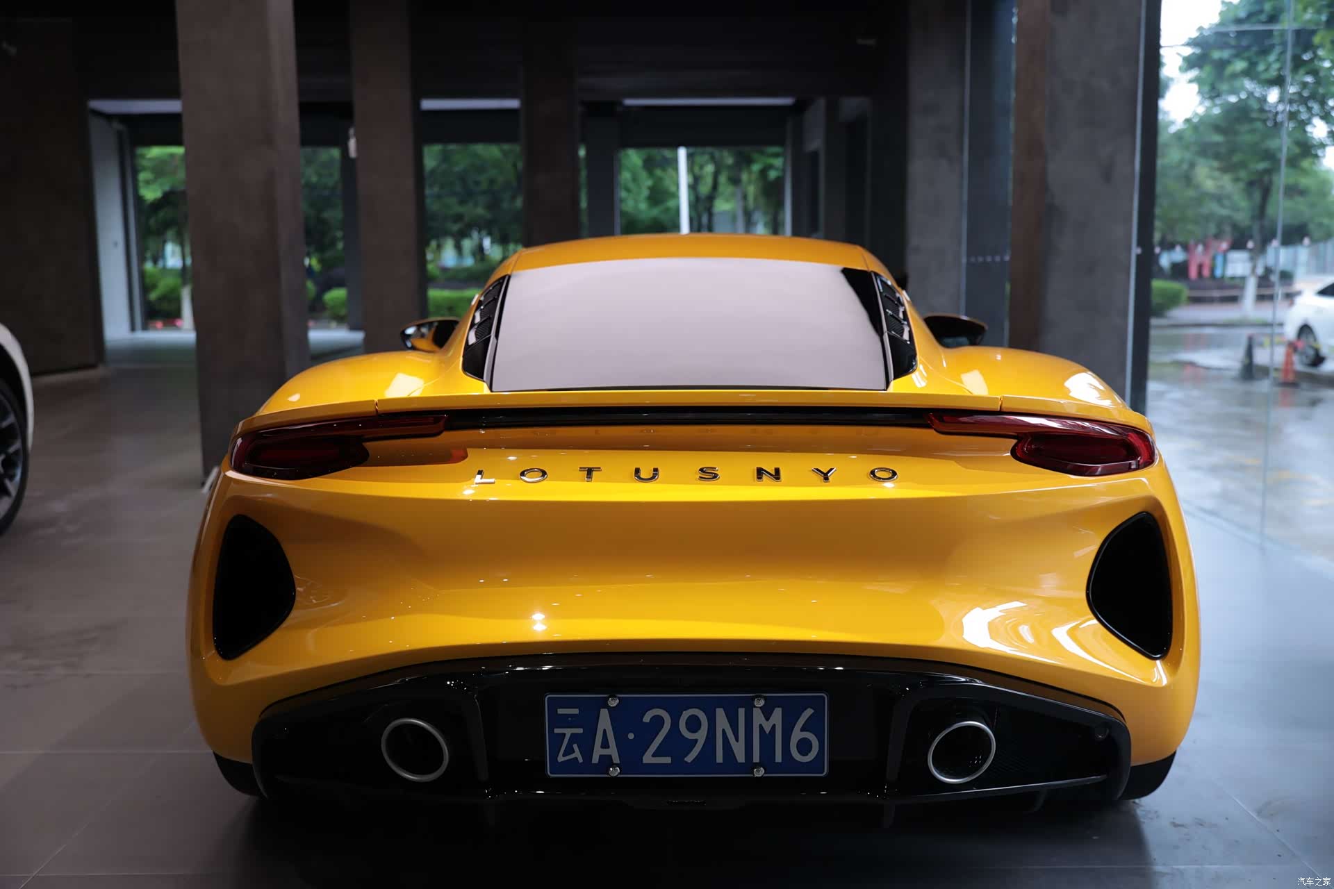 Lotus EMIRA, 2024 16