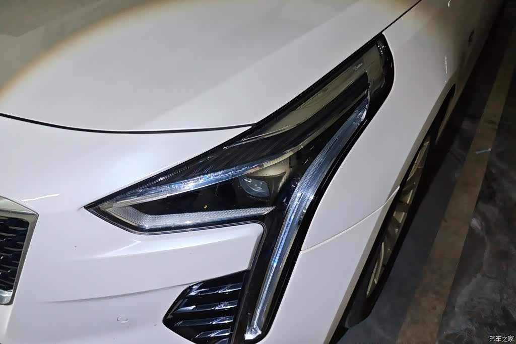 Cadillac CT6, 2019 все фото