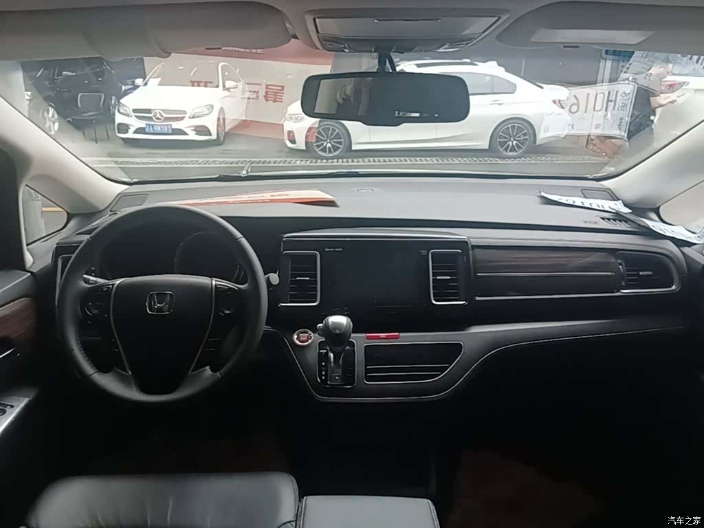 Honda Elysion, 2017 10