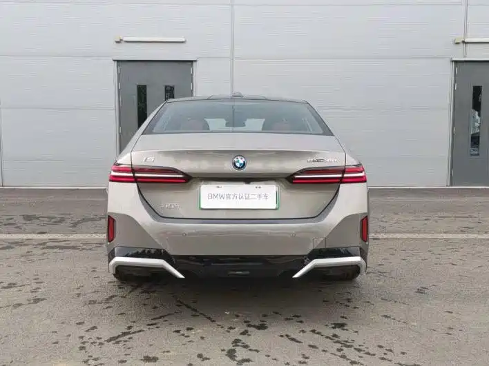 BMW i5 BMW i5