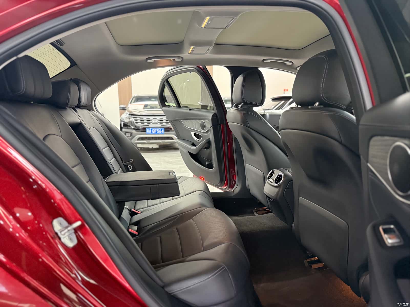 Mercedes-Benz C-Class, 2014 17