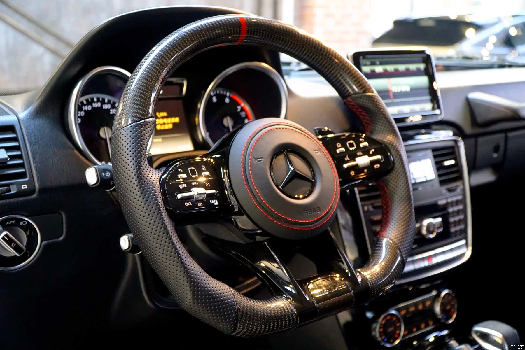 Mercedes-Benz G-Class, 2015 20