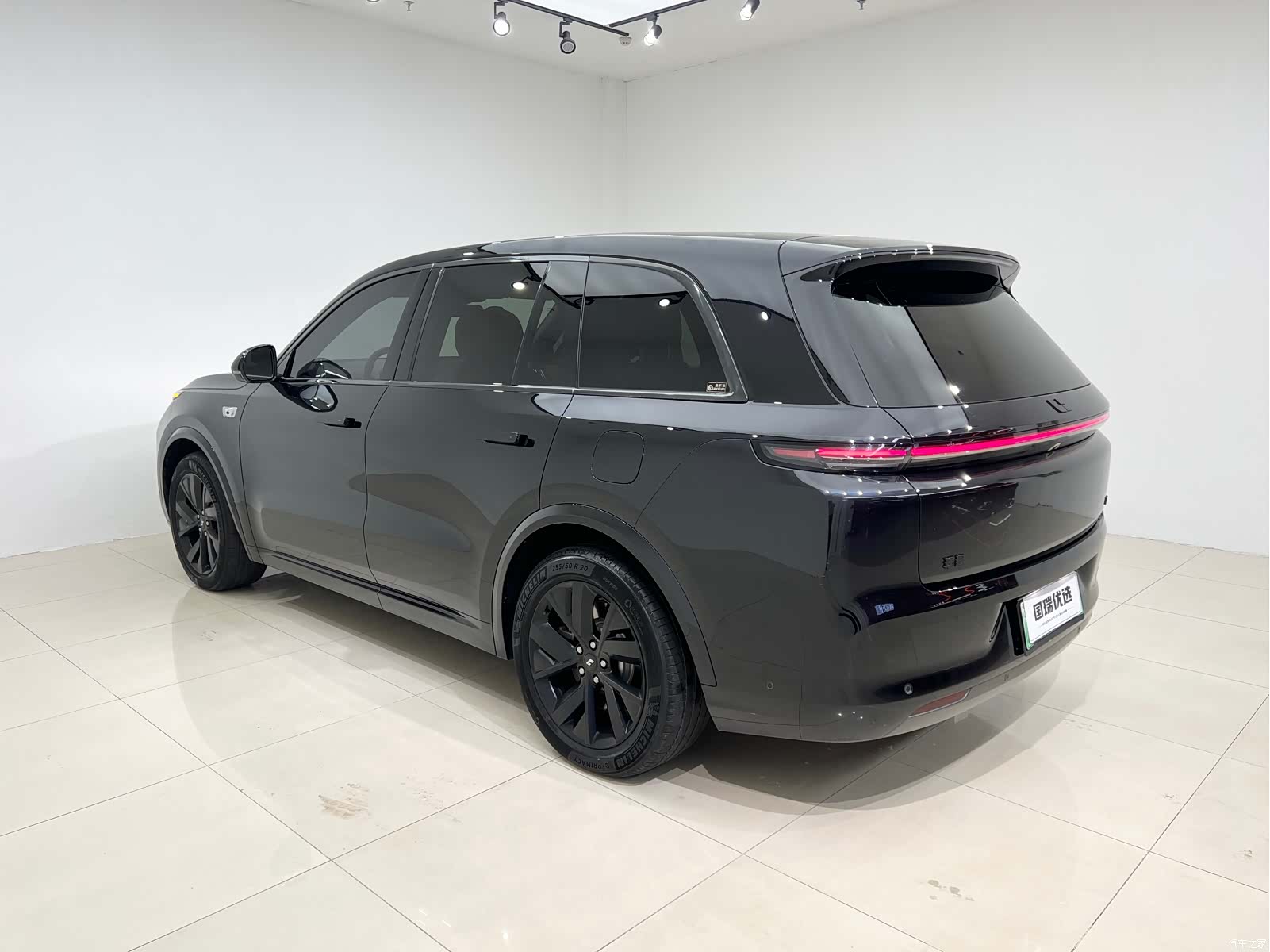 Li Auto L8, 2023 4