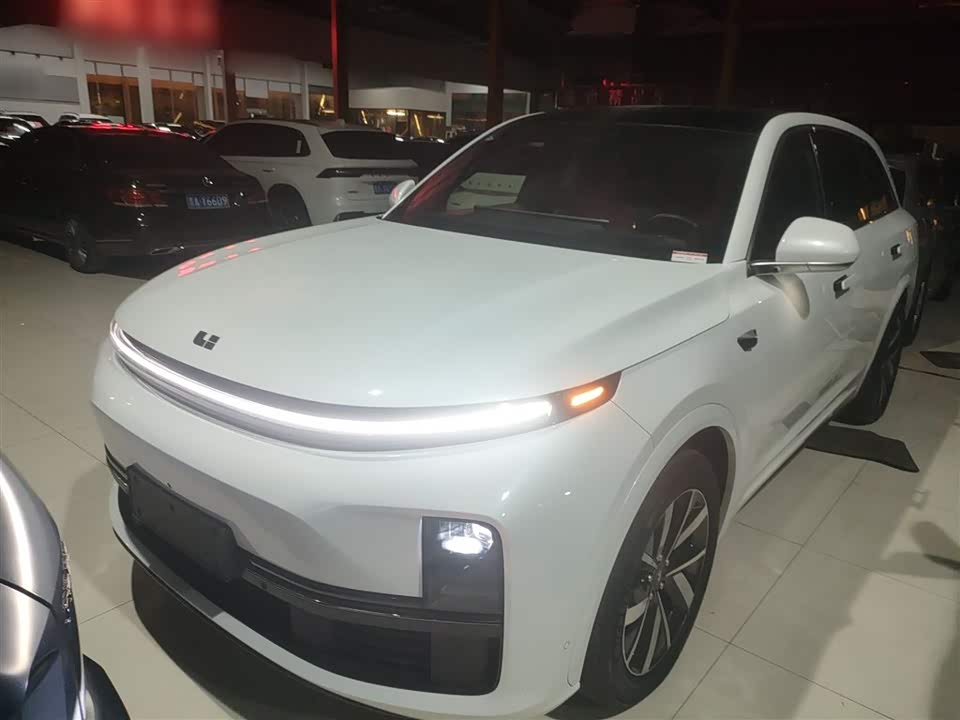Li Auto Ideal L7