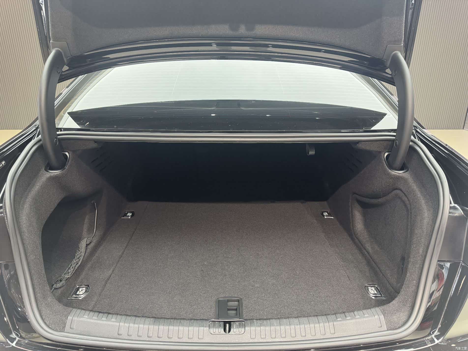 Audi A6L, 2023 13