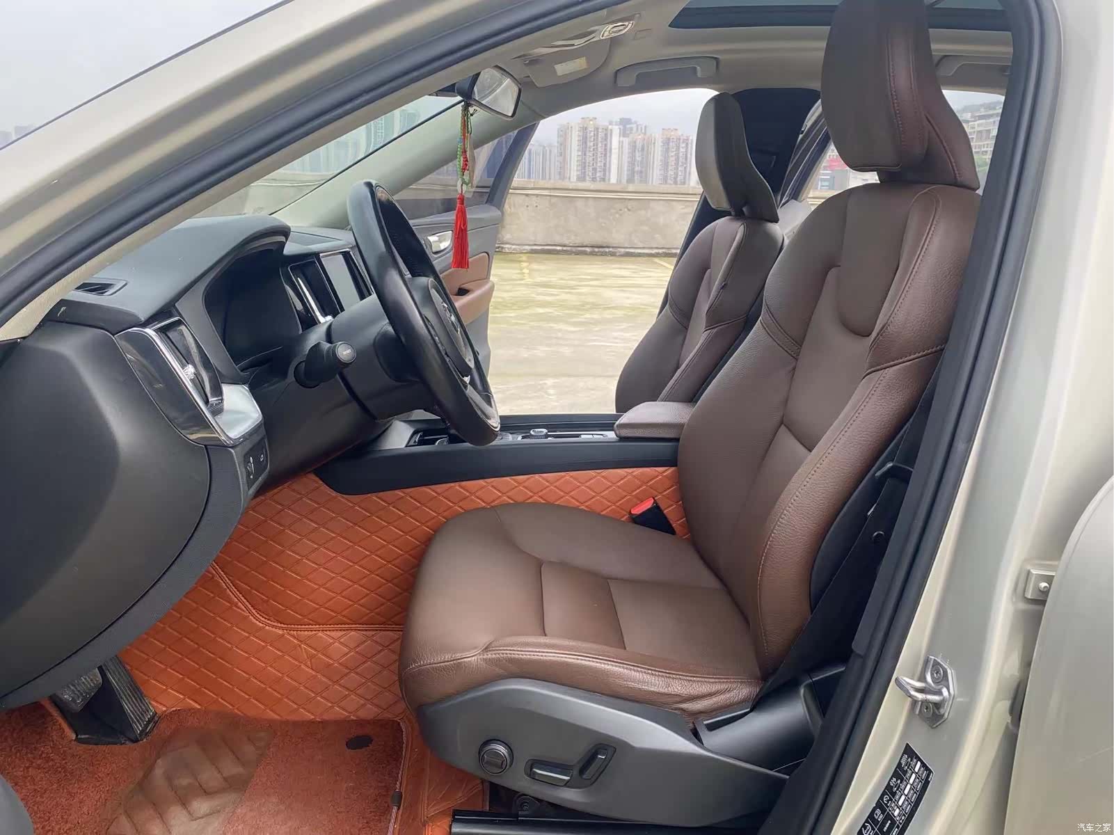 Volvo XC60, 2019 11