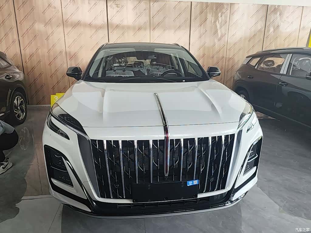 Hongqi HS3, 2026 3