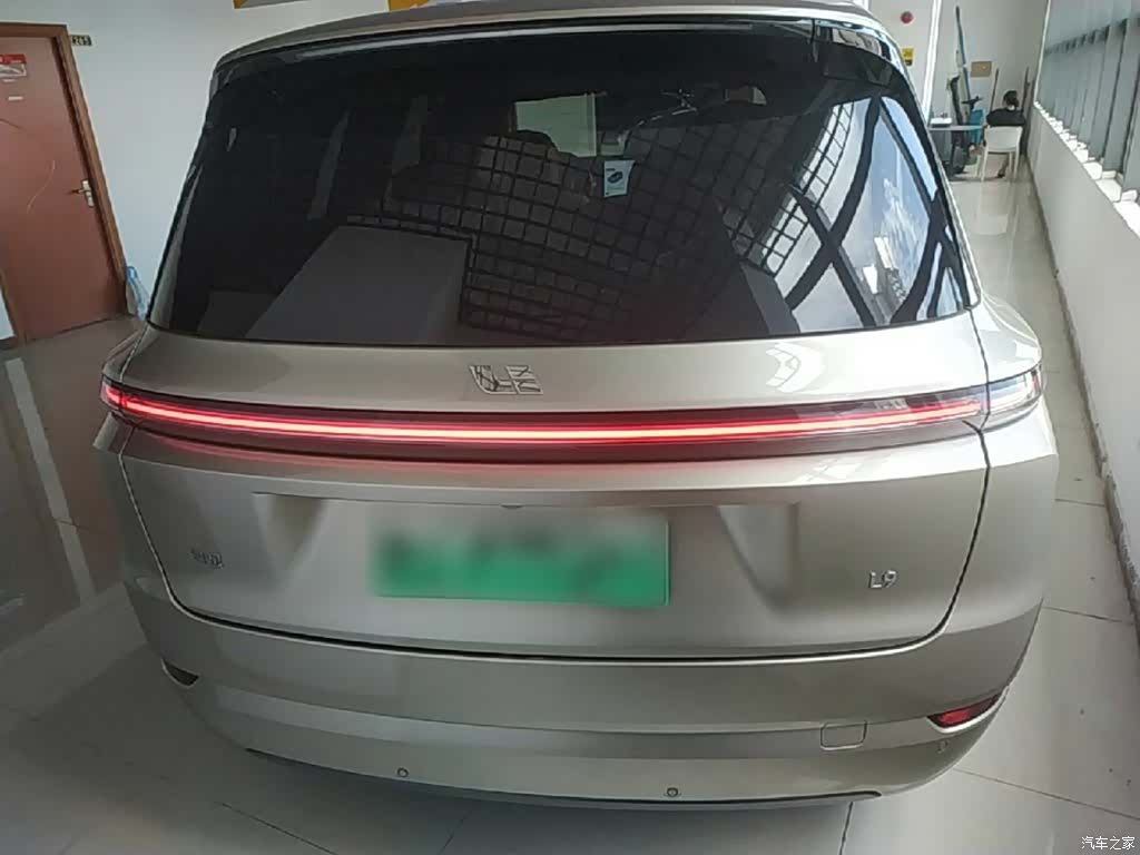 Li Auto L9, 2022 6