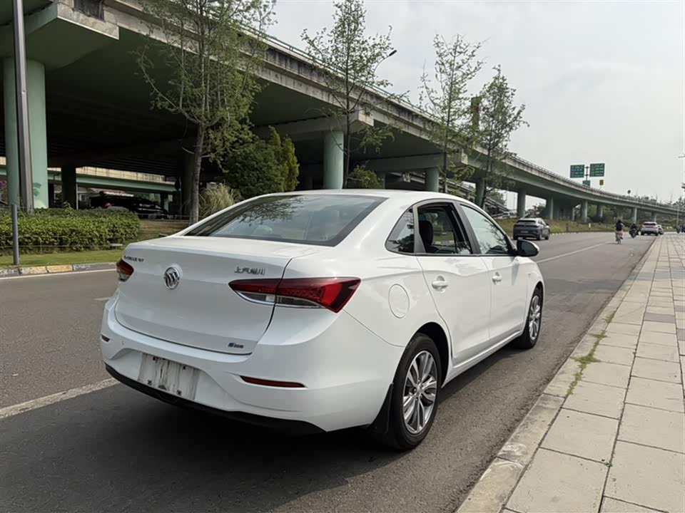 Buick Yinglang