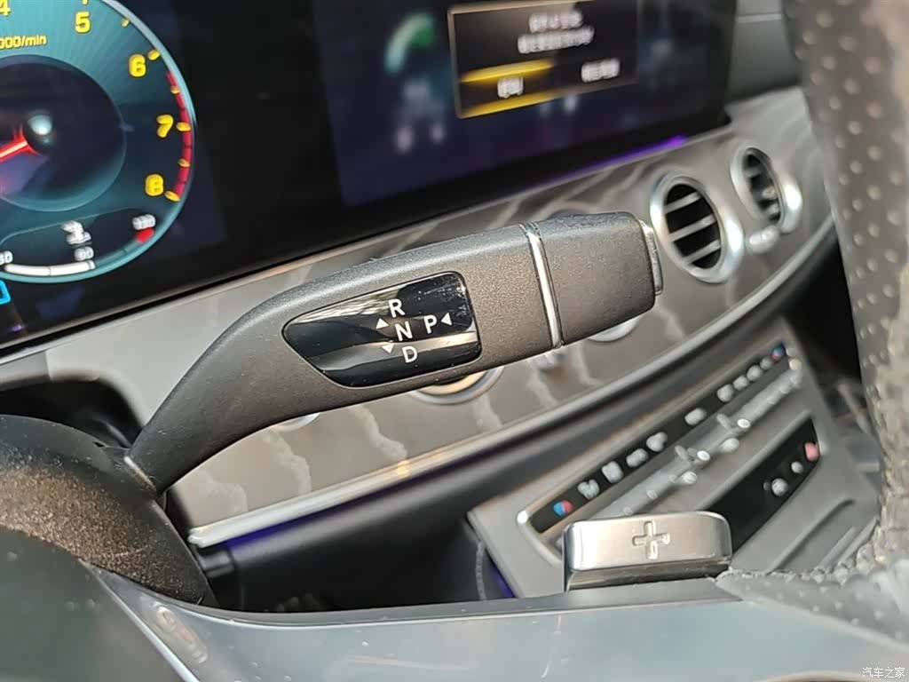 Mercedes-Benz E-Class, 2021 14
