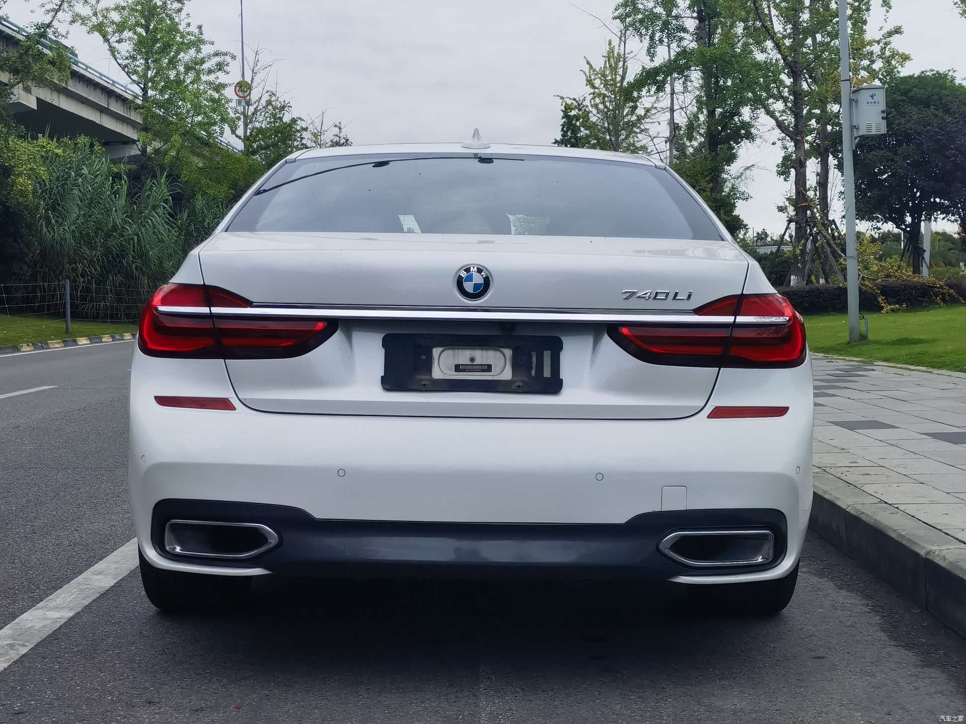 BMW 7 Series, 2018 все фото