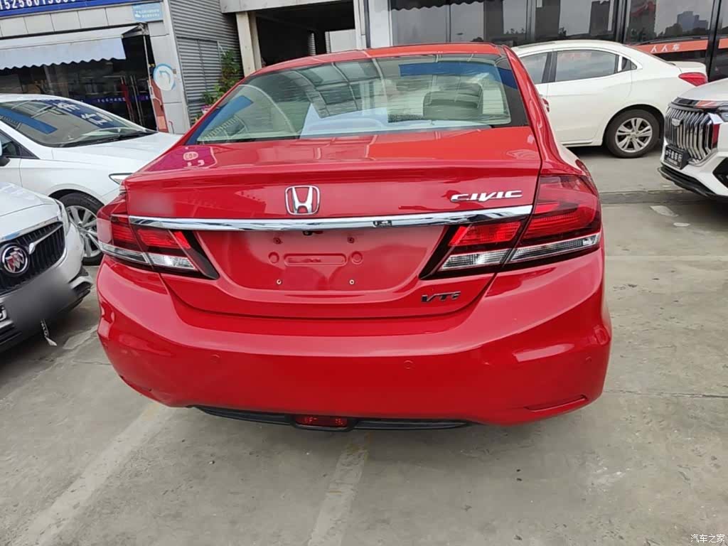 Honda Civic, 2015 4