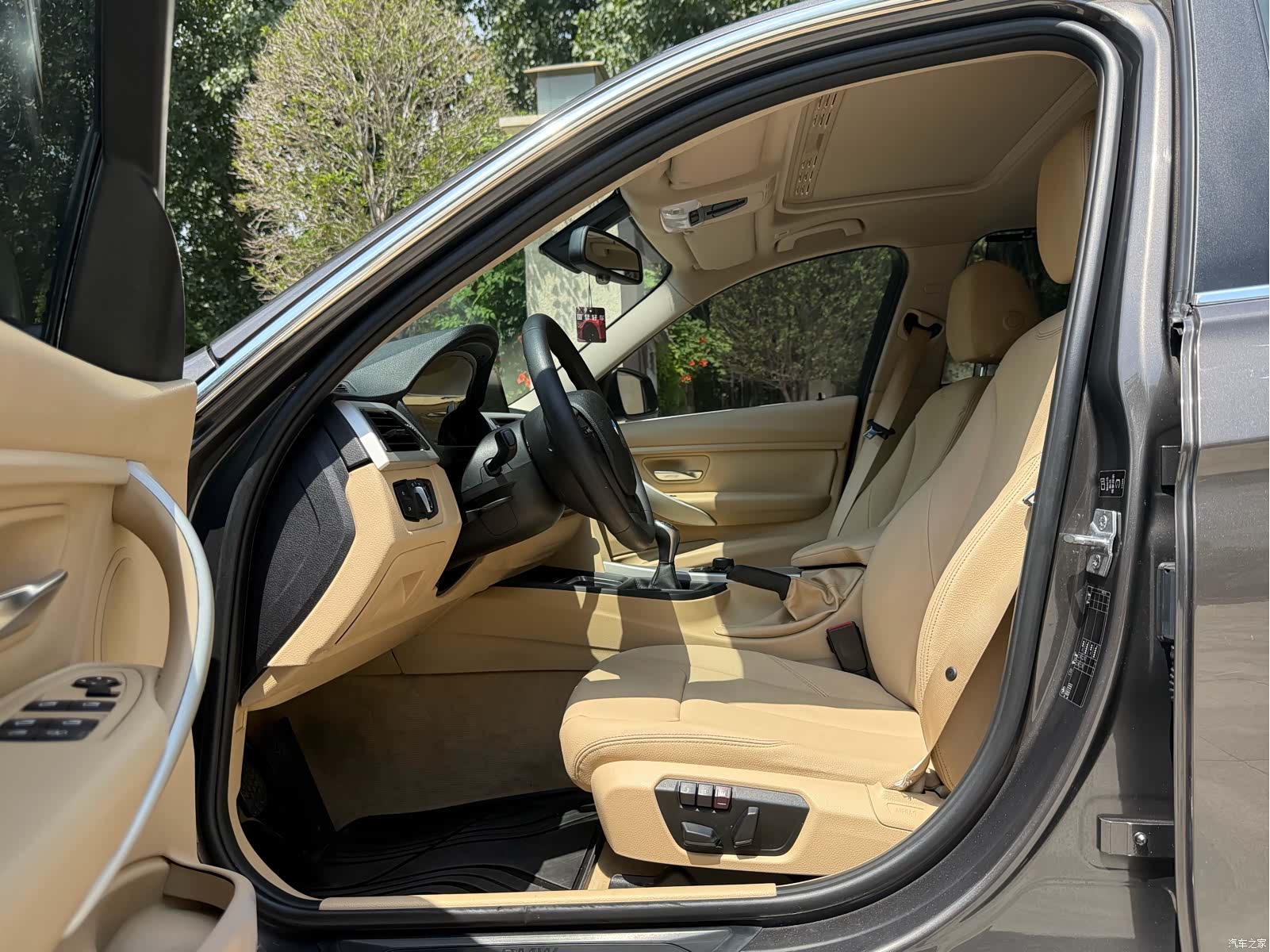 BMW 3 Series, 2013 все фото