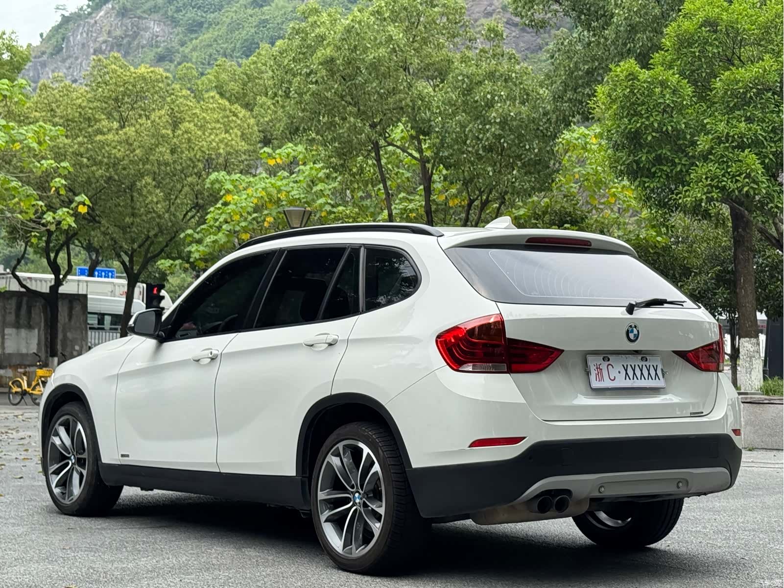 BMW X1, 2015 3