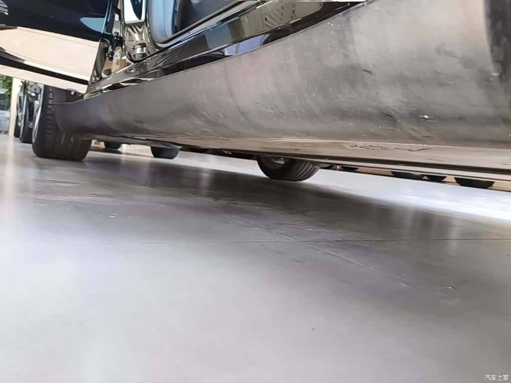 Tesla Model Y, 2023 21