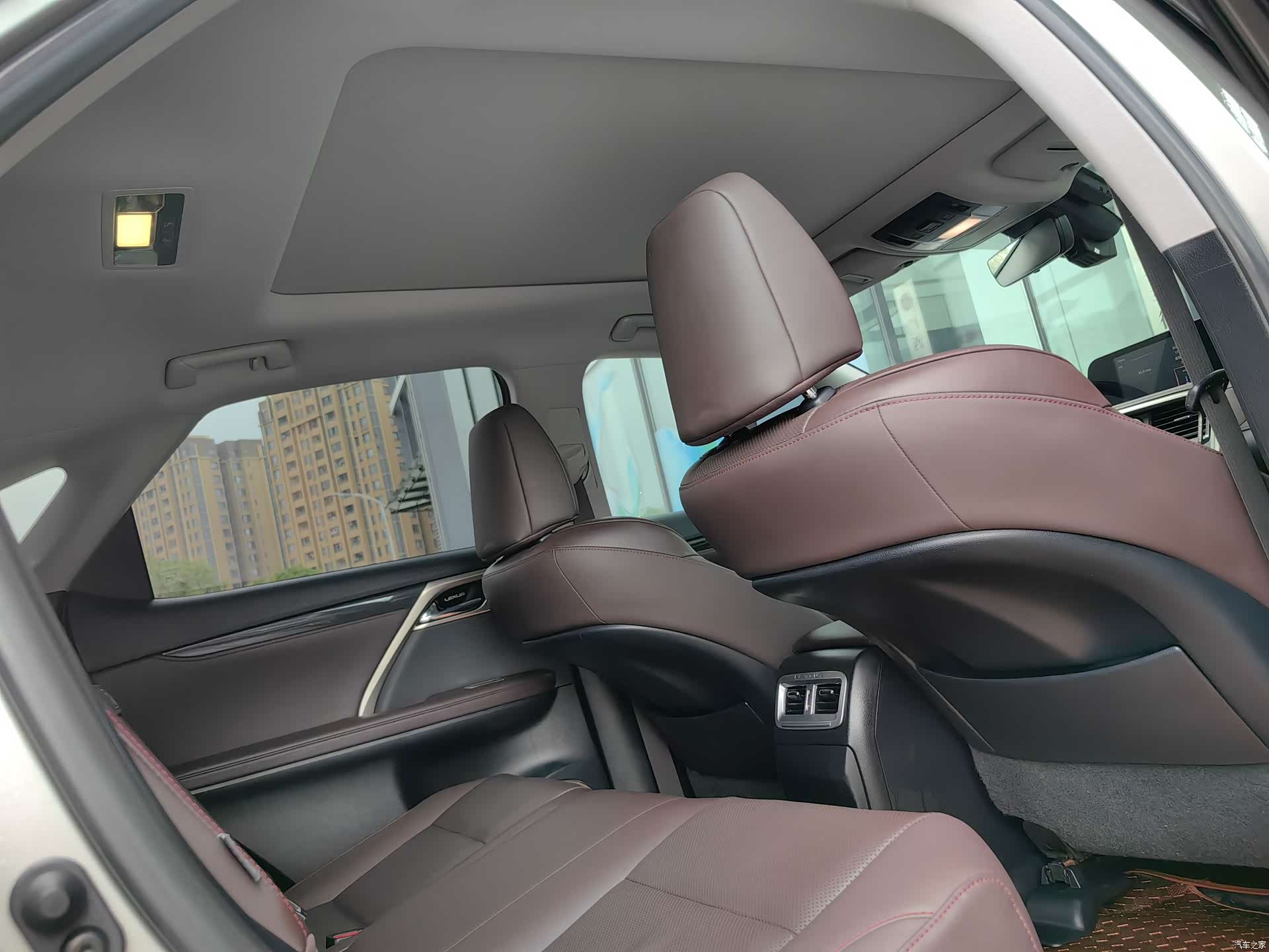 Lexus RX, 2022 19