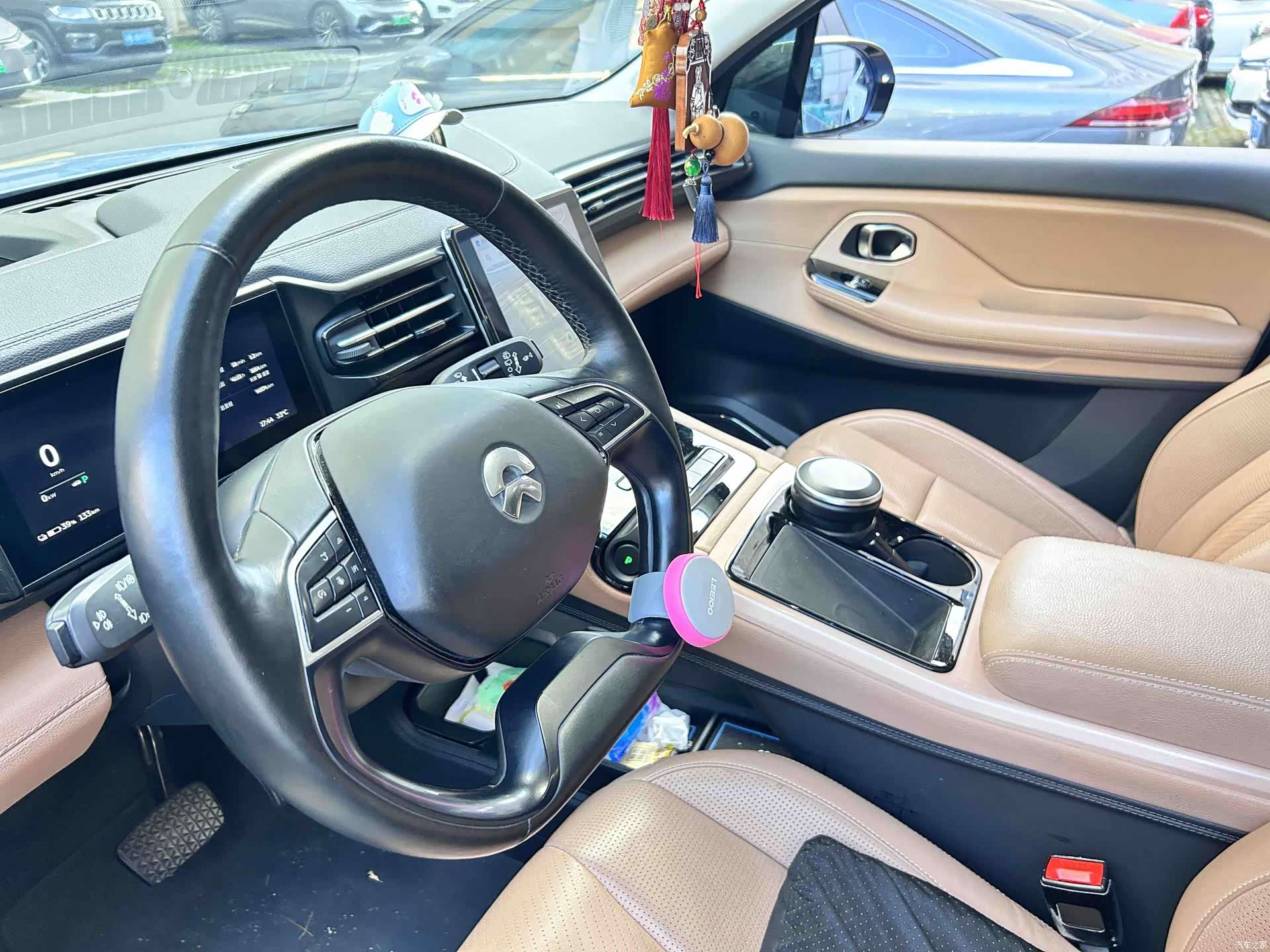 NIO ES8, 2019 12