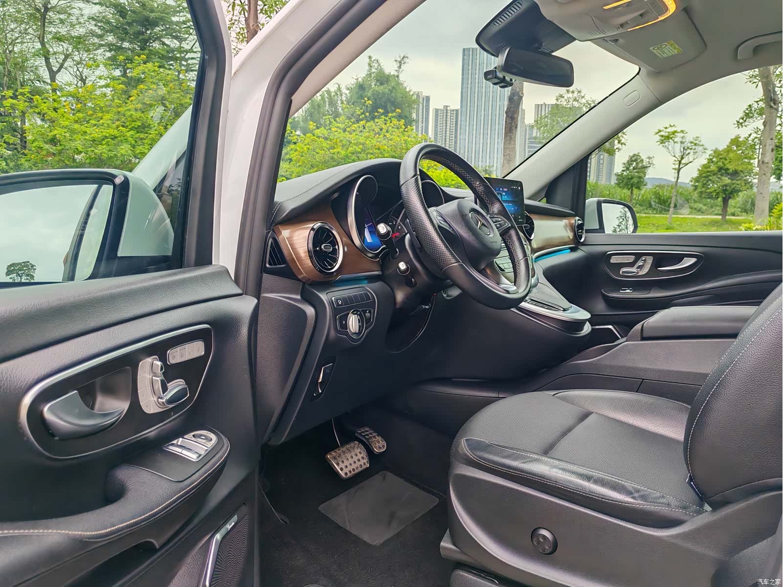 Mercedes-Benz V-Class, 2022 7