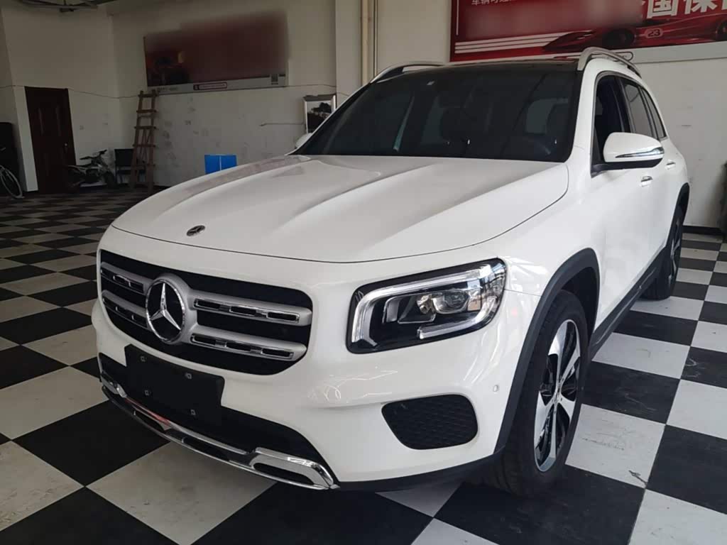 Mercedes-Benz GLB