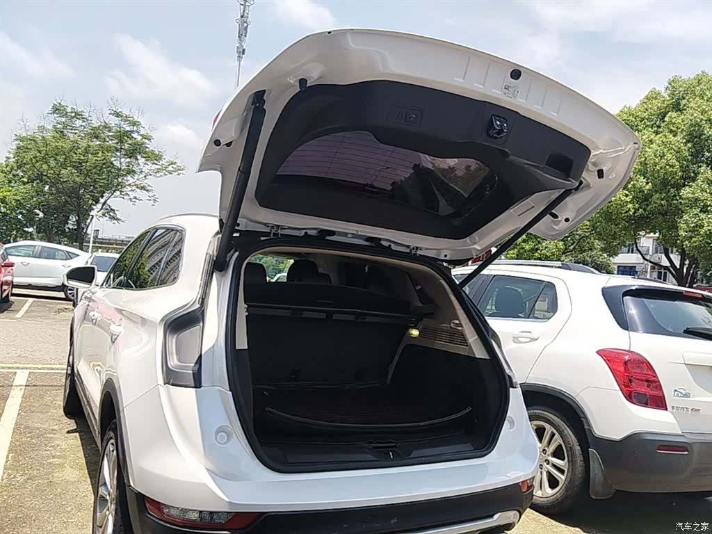 Lincoln MKC, 2016 19
