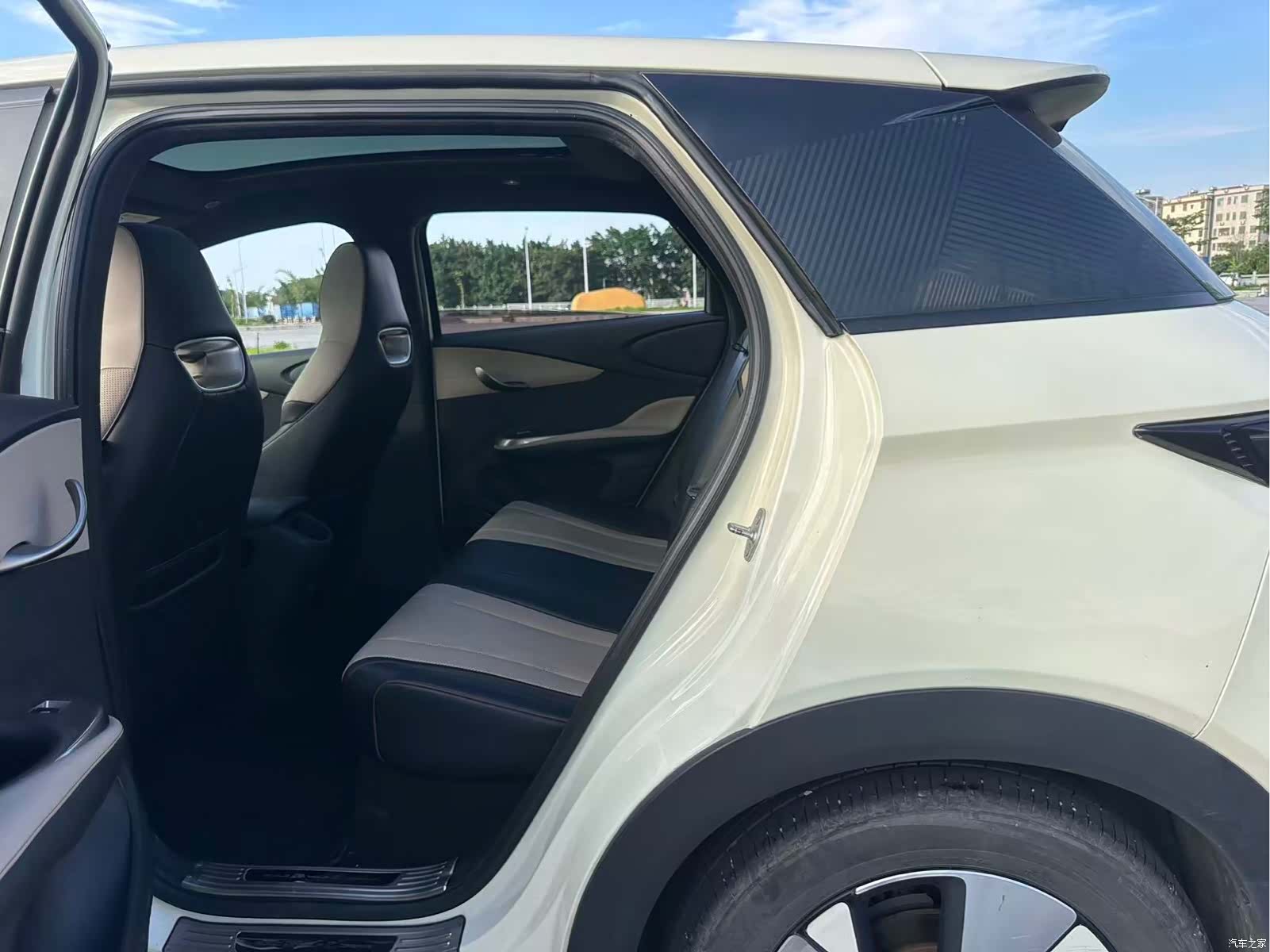 BYD Dolphin, 2024 9