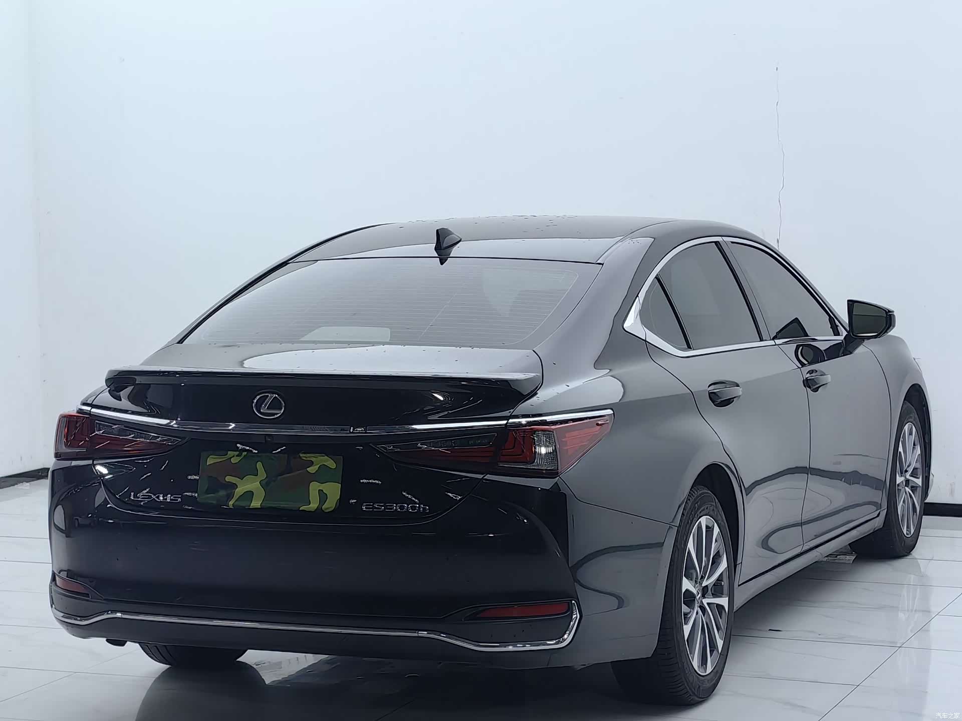 Lexus ES, 2024 13