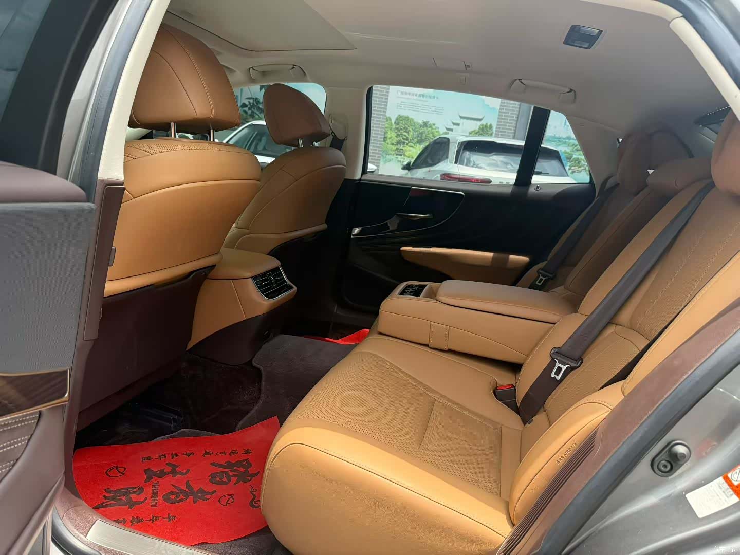 Lexus LS, 2020 6