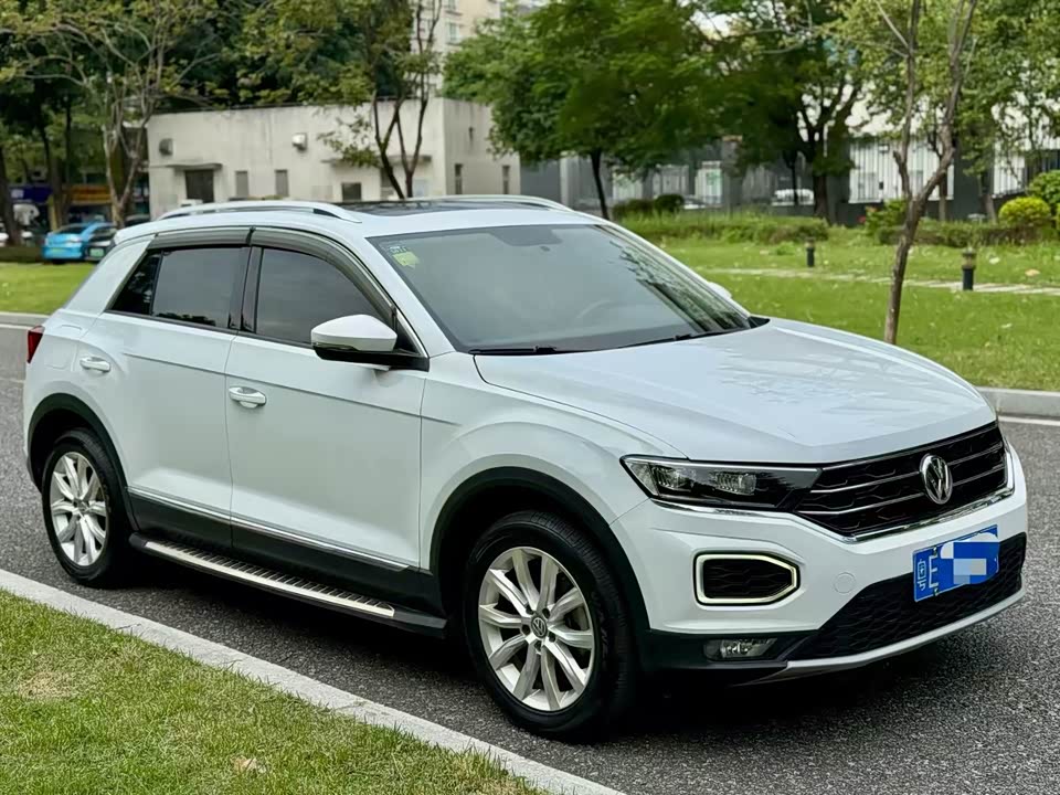 Volkswagen T-ROC exploring Songs