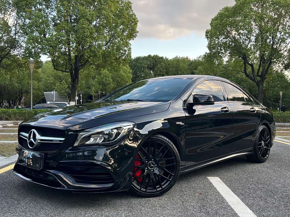 Mercedes-Benz CLA AMG