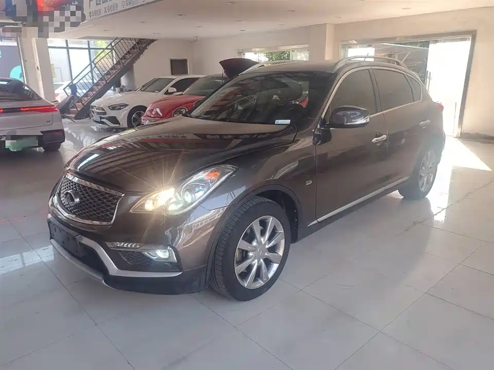 Infiniti QX50
